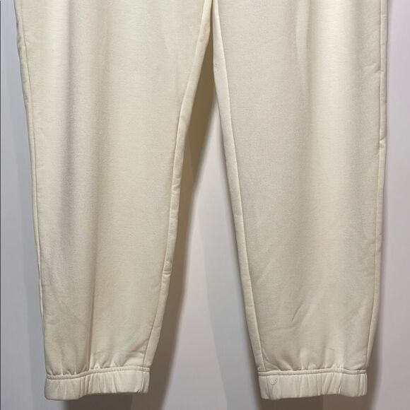 Jockey Cream Sweatpants with Elastic Cuffs - Picture 4 of 9